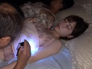 nắc vô lồn em đi anh